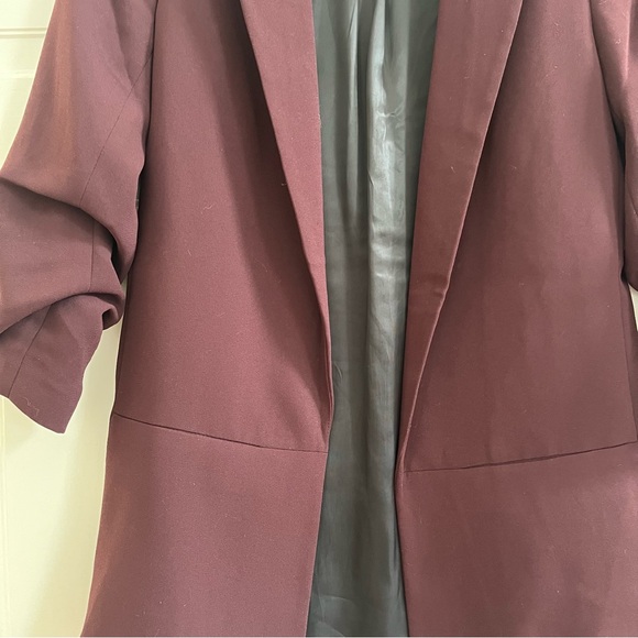 LIKE NEW H&M Polish Maroon Blazer - Picture 6 of 6